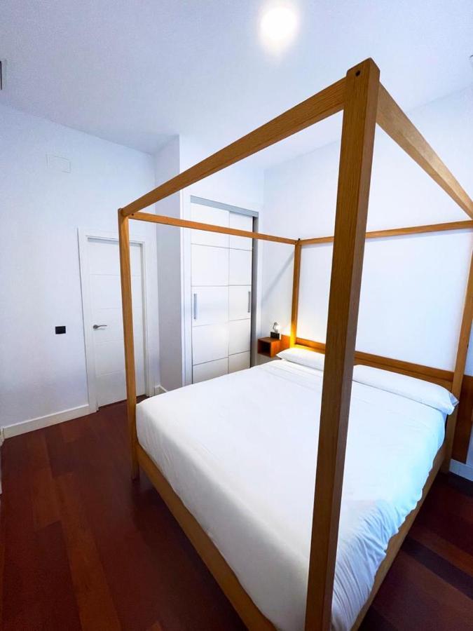 Catedral Square Apartment เซบีญา ภายนอก รูปภาพ