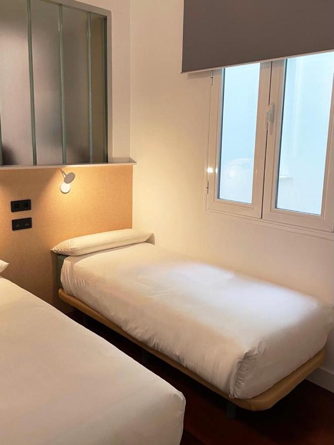 Catedral Square Apartment เซบีญา ภายนอก รูปภาพ